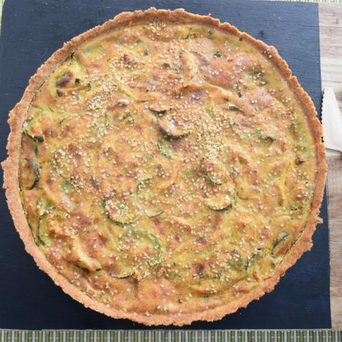 Quiche de espinacas y cebolla caramelizada